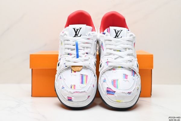 Louis Vuitton Trainer Sneaker Low 2024男生休閒運動文化百搭板鞋