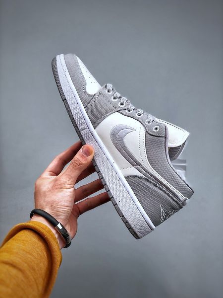 Air Jordan 1 Low Light Steel Grey AJ1 2024新款男女鞋 白灰色低幫文化籃球鞋