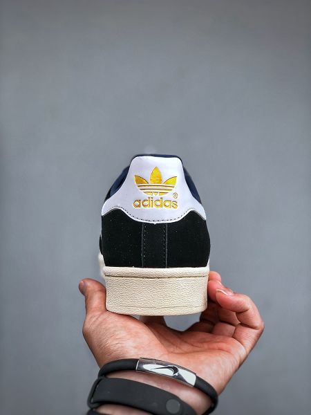 Adidas Originals Superstar 經典貝殼頭系列情侶鞋 低幫百搭休閒運動板鞋