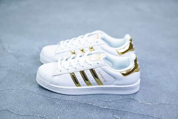 Adidas Superstar 2022新款 貝殼頭男女款經典百搭小白鞋