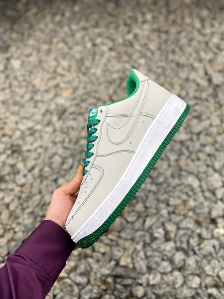 Nike Air Force 1 07 2021新款 黃綠鴛鴦男女生休閒板鞋 帶半碼