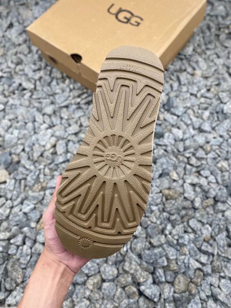 UGG 系列 2023全新女款灰色防滑雪地靴