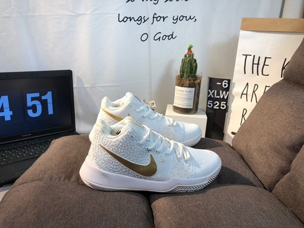 Nike Kyrie 3 EP 2021新款 歐文3代內置氣墊男款實戰籃球鞋 帶半碼