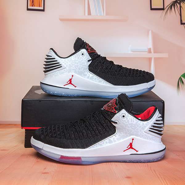 air jordan 32代 2018新款 乔丹32代低帮男生篮球鞋