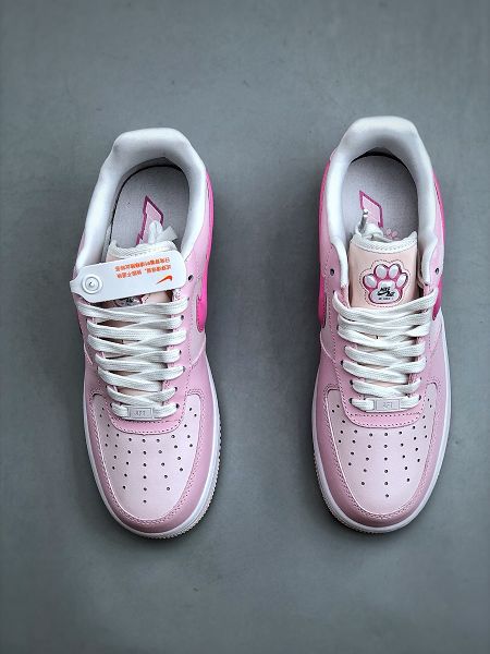 Nike Air Force 1 Low 07 2024新款白粉色女鞋板鞋