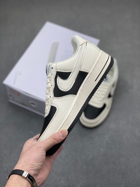 Nike AIR FORCE1 米白黑色運動板鞋冬季新款膠底情侶鞋